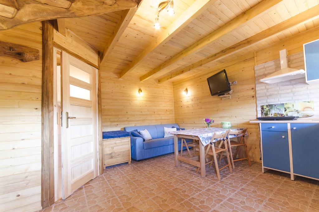 Villa Agroturystyka Paradiso Ropa Exterior foto